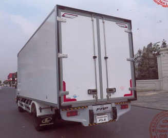 Xe tải hino đông lạnh 5 tấn